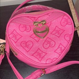 Juicy Couture precious moments heart crossbody bag